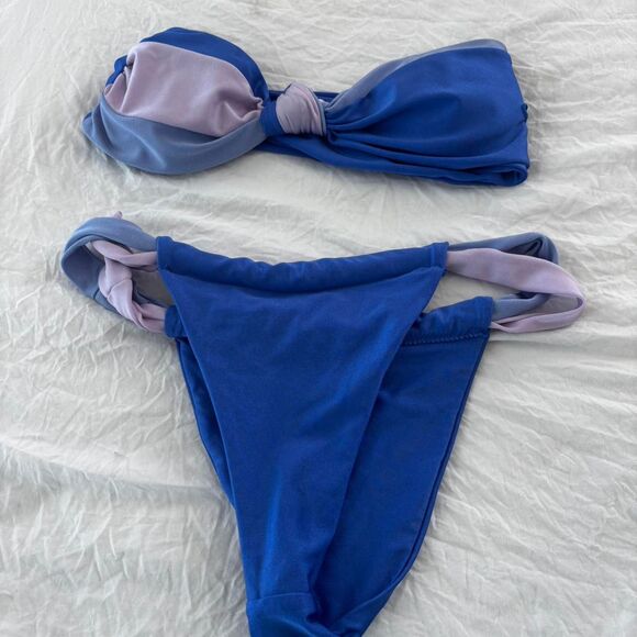 SHEIN Trendy Matching Bikini 2 Piece Swimwear Bikini Summer Medium Set - Picture 1 of 2